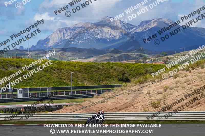 Circuito de Navarra;Spain;event digital images;motorbikes;no limits;peter wileman photography;trackday;trackday digital images